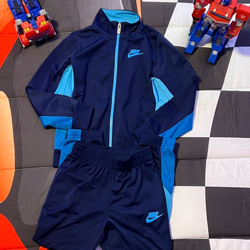 Nike Boys Full Zip Jacket and Joggers Set